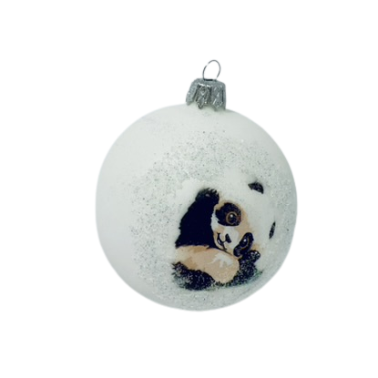 "Bílá harmonie: Skleněná ozdoba 8cm - Ležící panda (s dárkovou krabičkou) IRISA" Balení: 1ks, Barva: bílá