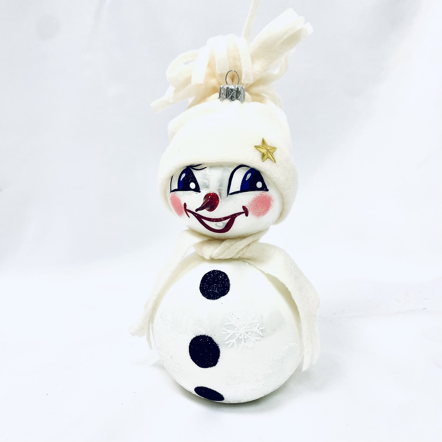 Veselý skleněný sněhulák s bílou čepicí a šálou – 18 cm Balení: 1ks, Barva: bílá