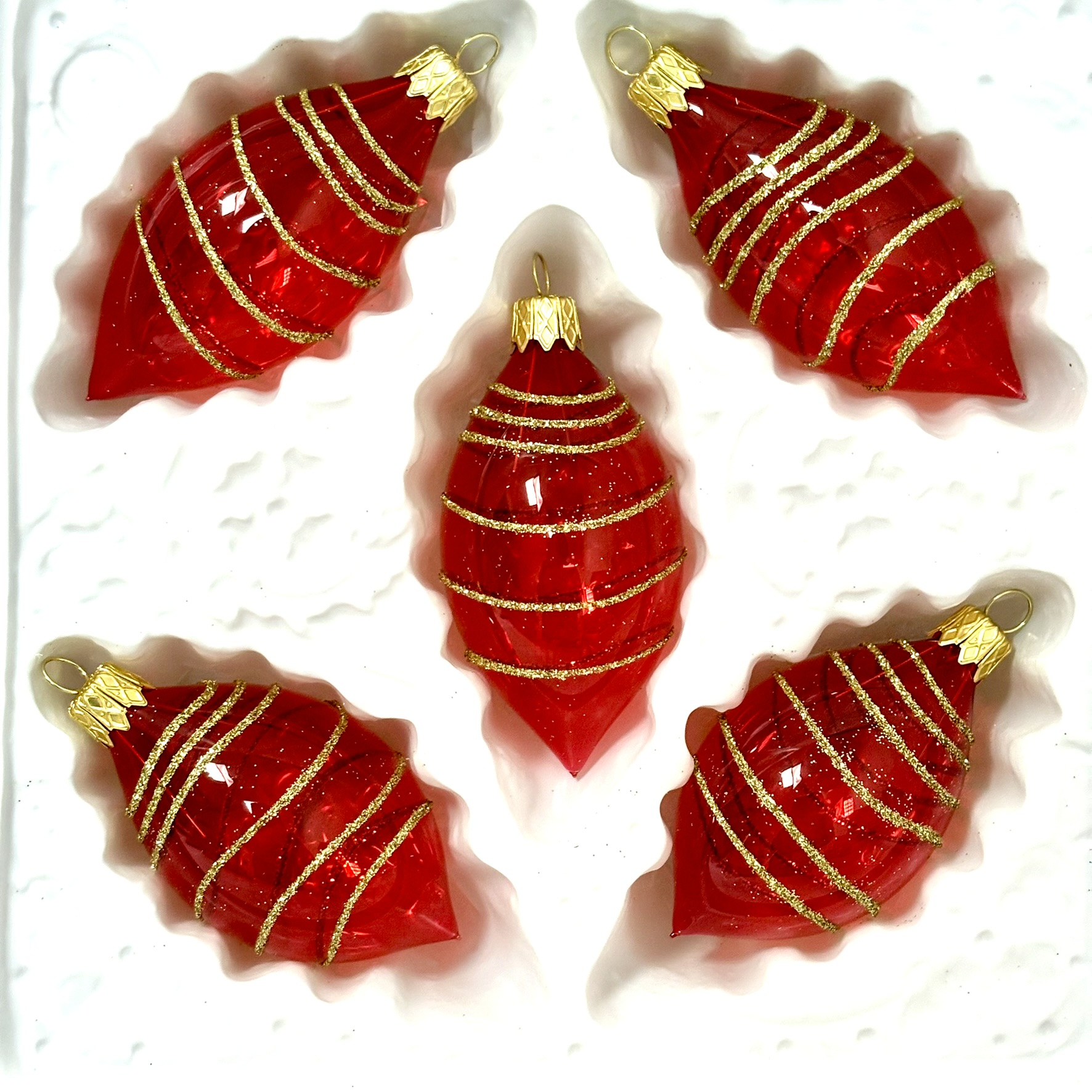 Červené spirálové olivy – luxusní skleněné ozdoby ( 8 x 4 cm, sada 5 ks ) Balení: 5 ks, Barva: červená